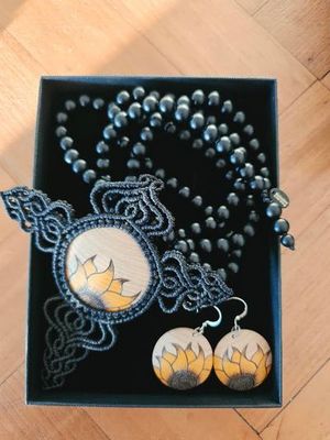 Wooden centre piece/ Black Onyx Beads by Buttonbow, QLD - Sunshine Coast | Displayed on The East Coast Arts Trail®