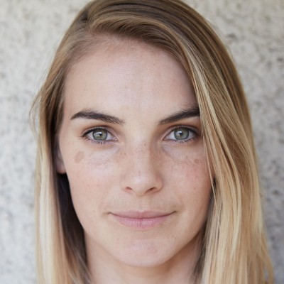 Shari-Lee Bromley